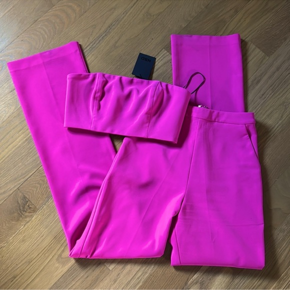 NWT NBD Topaz Bando top and pants set in fuchsia pink - Picture 5 of 6